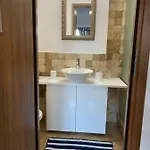 I * Βουκουρέστι